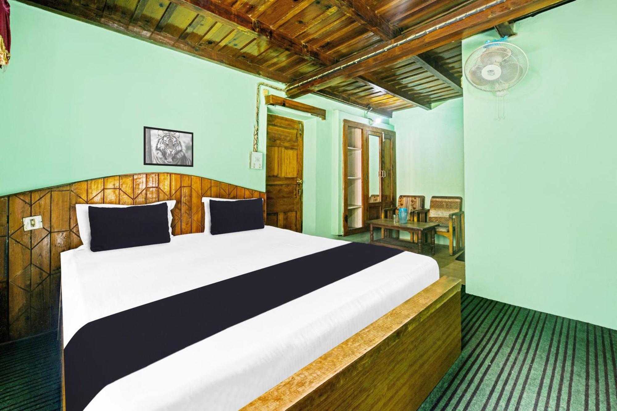 Hotel O Chaman Манали Экстерьер фото